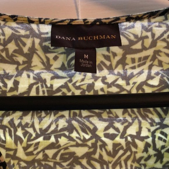 Dana Buchman size M blouse. - Picture 3 of 4